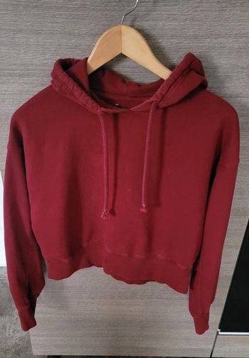 Pull a capuche pour l'hiver bershka