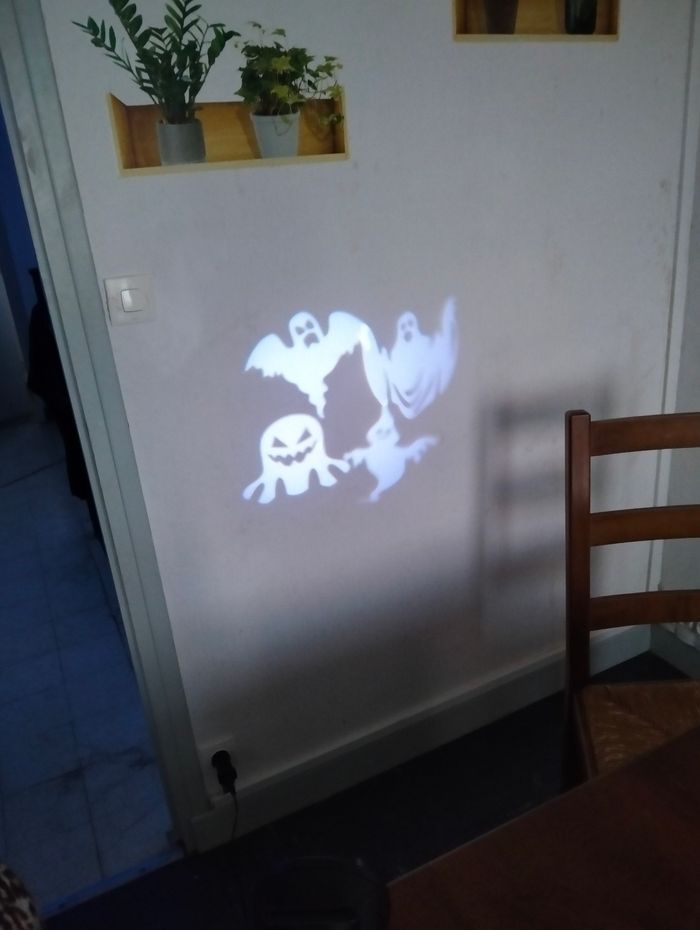 Projecteur lumineux avec motifs - photo numéro 8