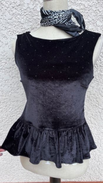 Top péplum imitation velours taille 36-38 s-m lipsy