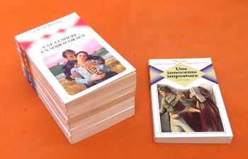 Lot de 8 Harlequin + 1 bonus Harlequin Série Royale "Collection Harlequin" Années 1983-1984