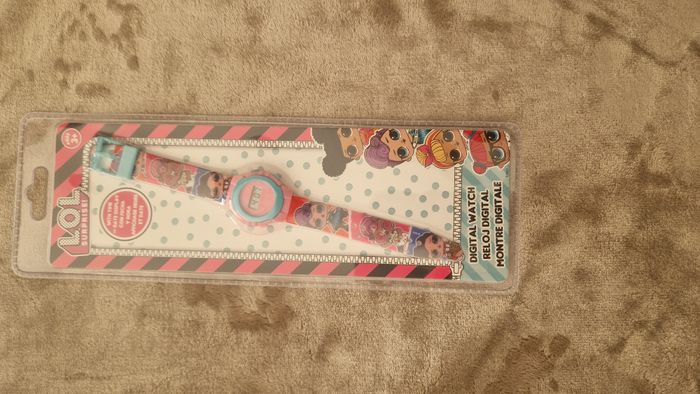 montre lol surprise - photo numéro 2