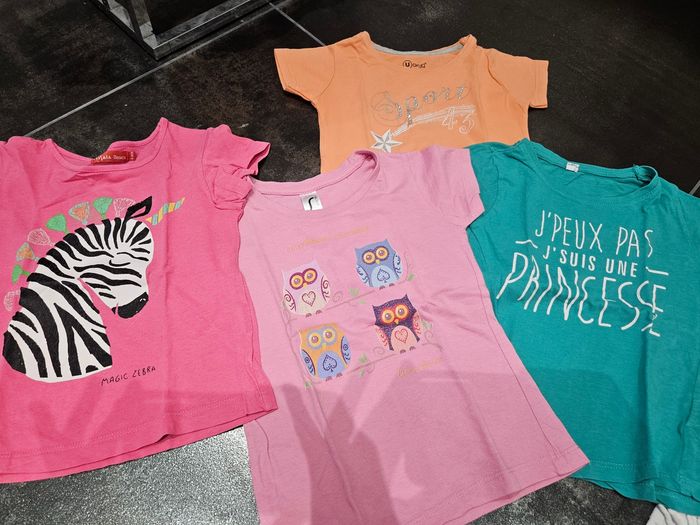 Lot 4 t shirt 4 ans