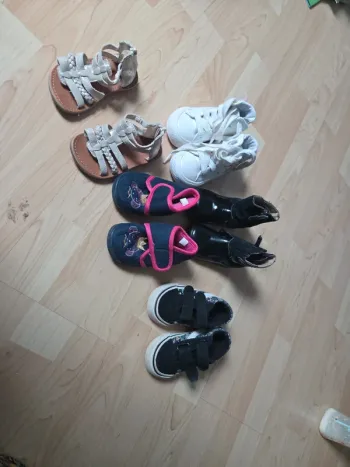 Lot chaussure 20.21.22