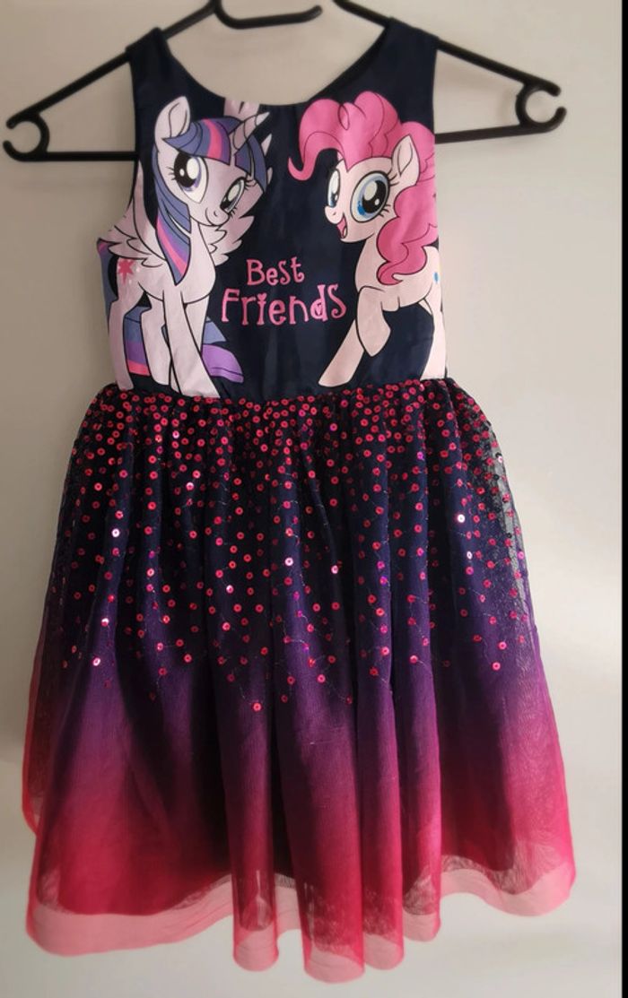 Magnifique robe 👸 tulle et sequins, little poney, H&M, 6ans - photo numéro 2