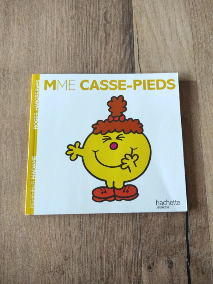 Livre : Mme casse-pieds