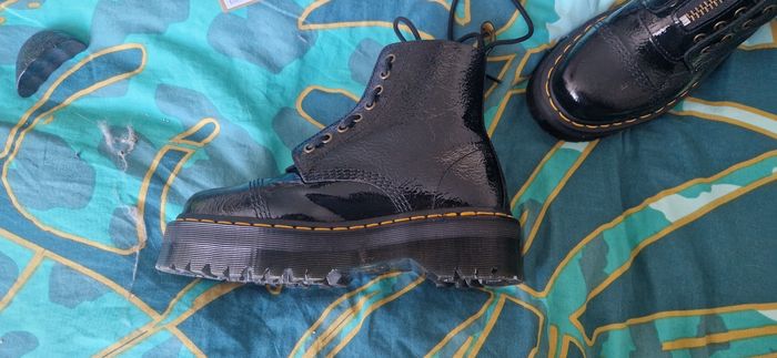 Dr Martens Boots platefome cuir vernis - photo numéro 2