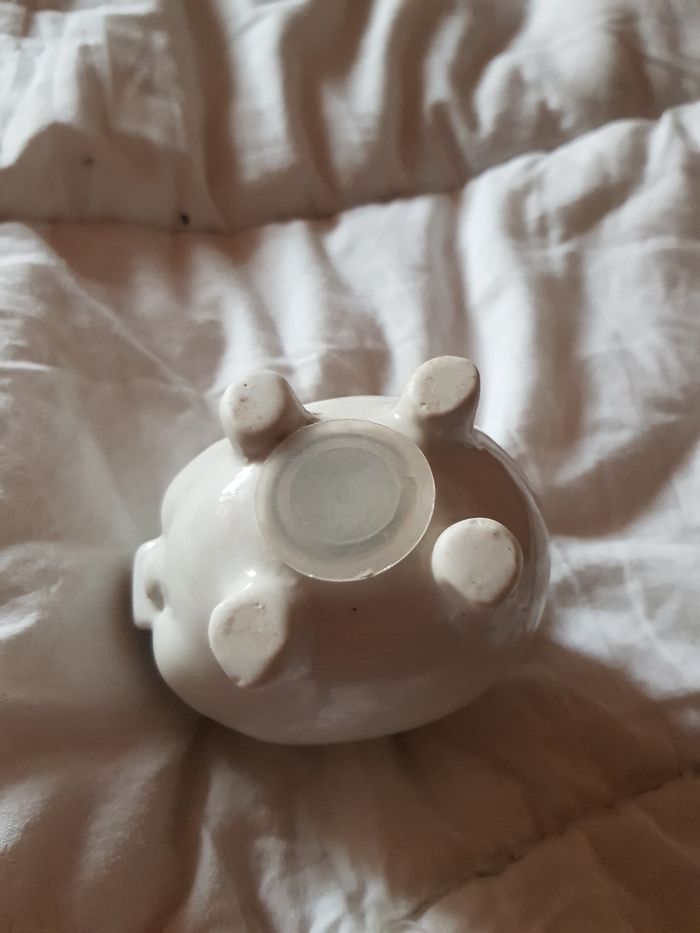 Tirelire en porcelaine cochon - photo numéro 5