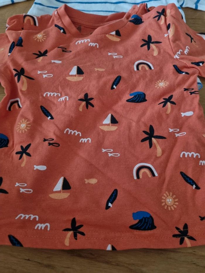 Lot t shirt - photo numéro 3