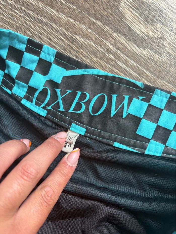 Short Oxbow - taille US 28 équivalent à un 38 - en très bon état - photo numéro 5