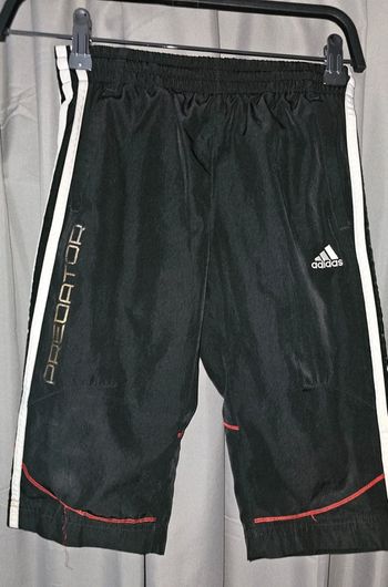 Short adidas taille 8 ans