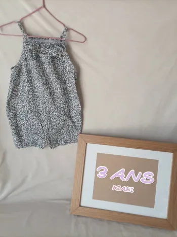 Magnifique combishort fines bretelles Kiabi fille 3 ans