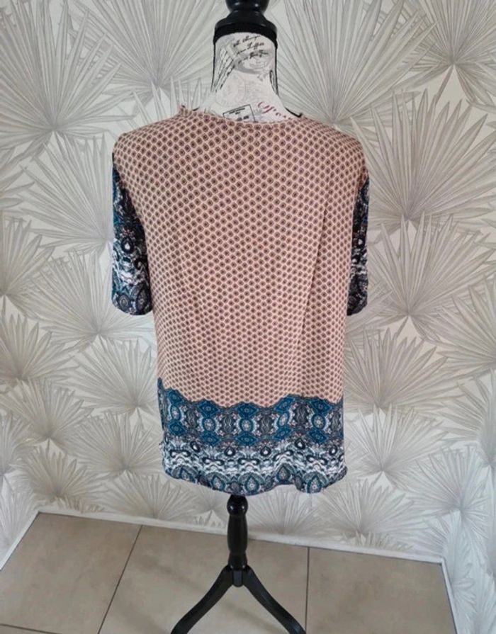 Jolie tunique taille 42/44 - photo numéro 2