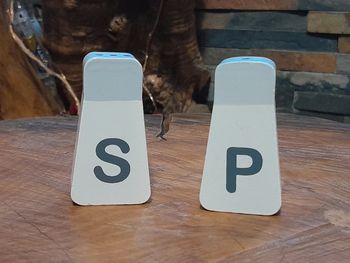 Accessoires  pour dînette  C London