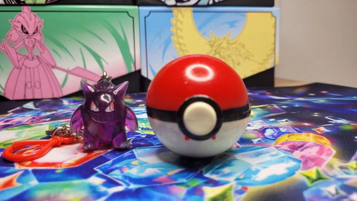 Figurine Pokémon Ectoplasma Transparent avec Pokéball et porte-clés - photo numéro 6