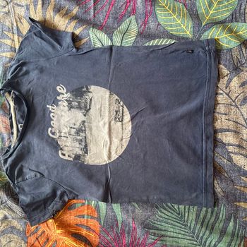 TEE shirt