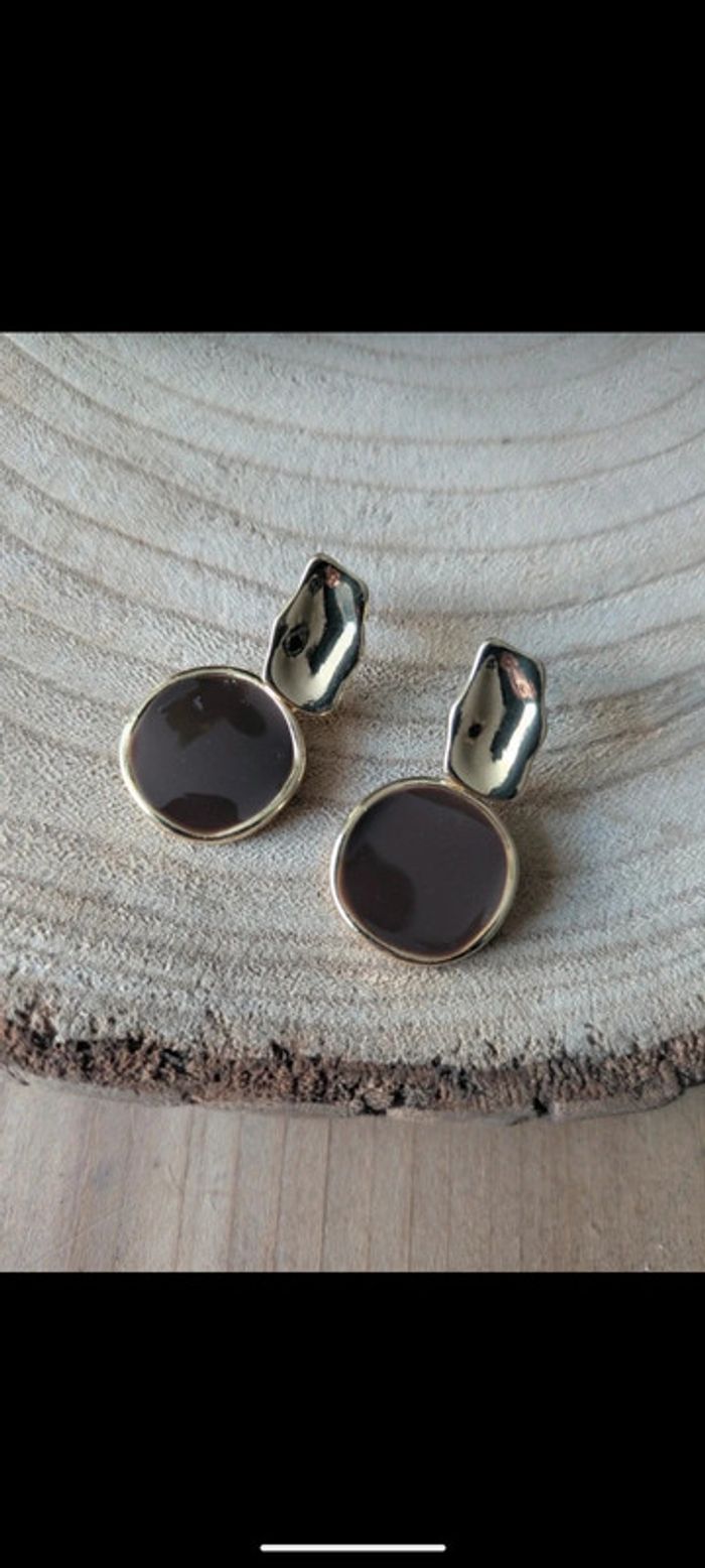 Boucle d'oreille noire doré acier inoxydable zinc - photo numéro 2