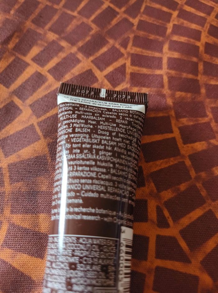 baume botanique reparation cheveux secs ou abimes yves rocher 30ml - photo numéro 2