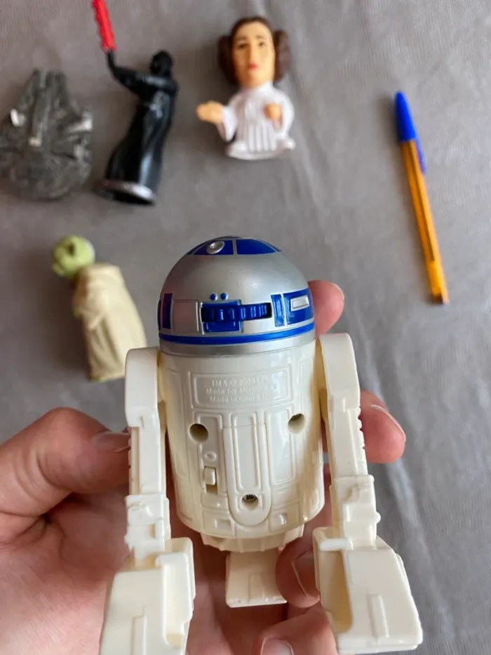 Lot 5 Burger King McDonalds toys Star Wars 2005 2009 - photo numéro 7