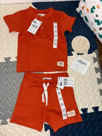 Ensemble/set short - tee shirt gaufré orange 12 mois