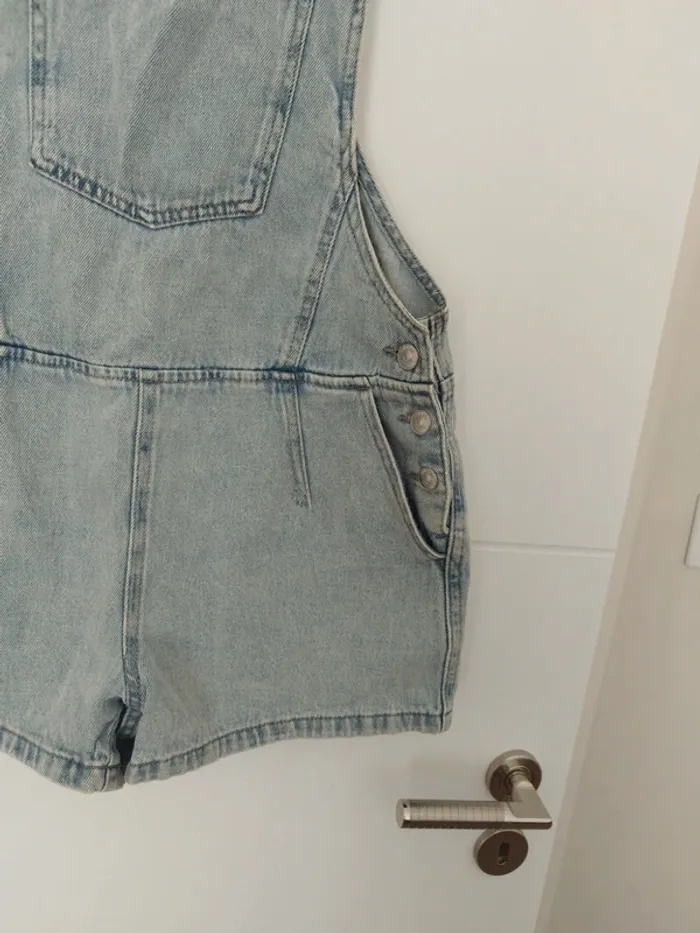 Short salopette "Kiabi" - Taille 36 - photo numéro 4