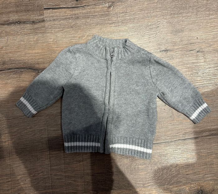 Gilet gris Taille 3 mois