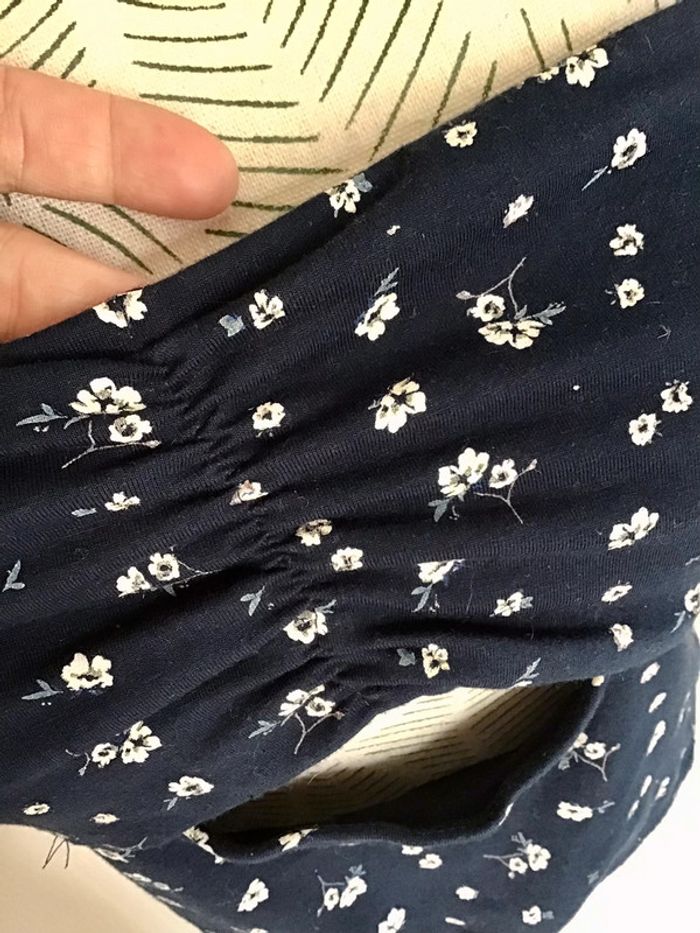 Top dos nu de coloris bleu marine petites fleurs de taille XL en coton - photo numéro 2