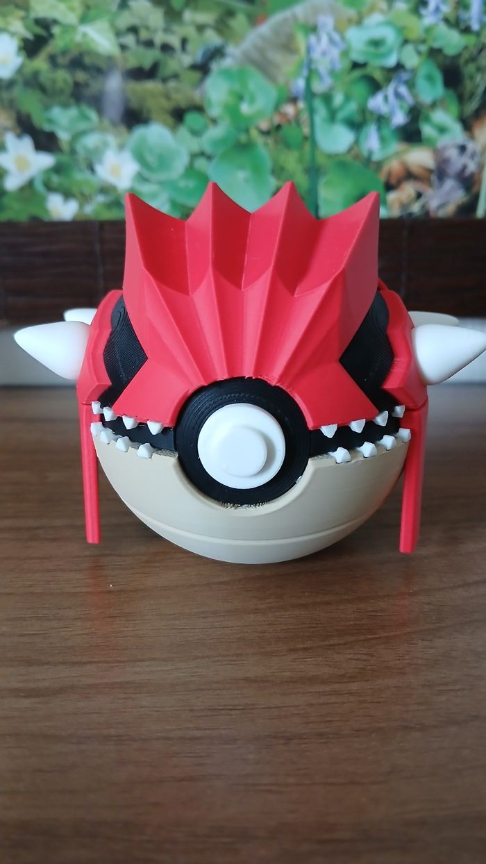Pokeball Groudon
