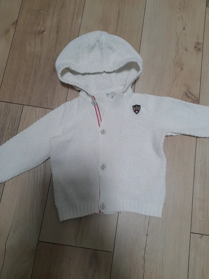 Gilet blanc 24 mois