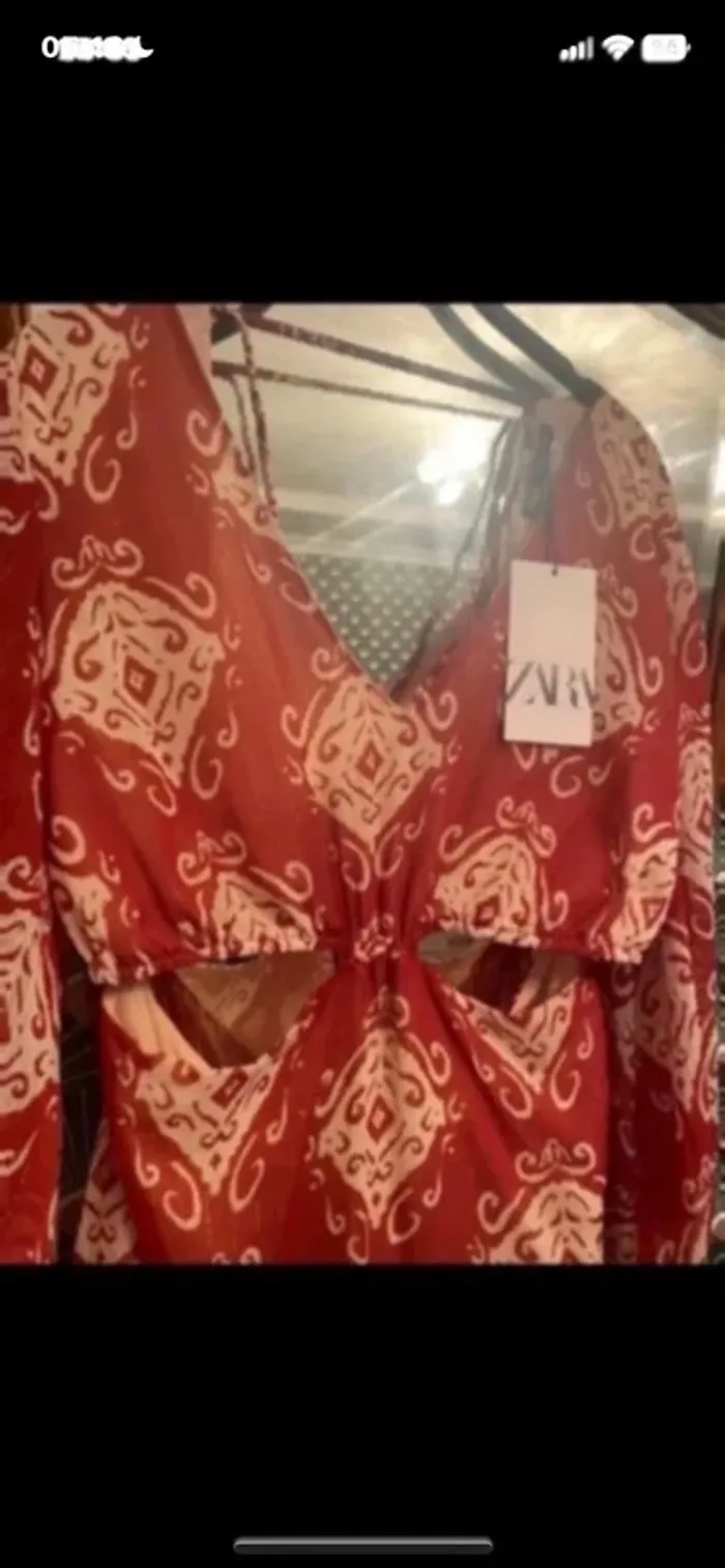 Très belle robe ouverte Zara taille L nouvelle collection. - photo numéro 6