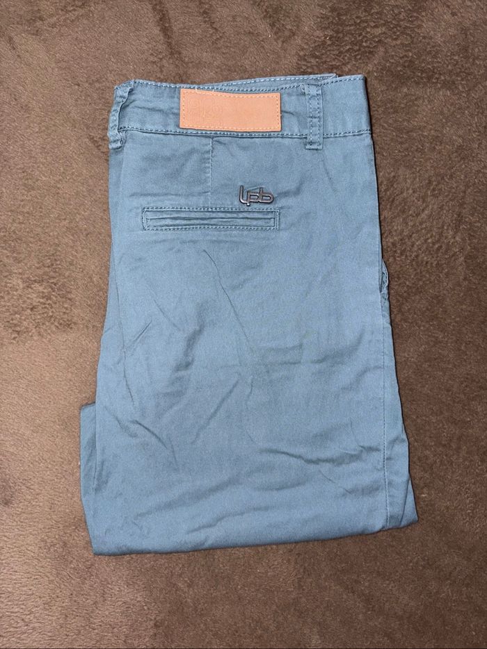 Pantalon bleu les petites Bombes LPB taille S en très bon état.