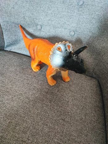 Figurine dinosaure