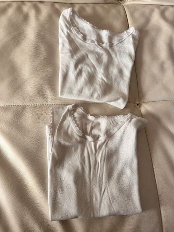 Lot débardeurs maillots de corps 8 ans