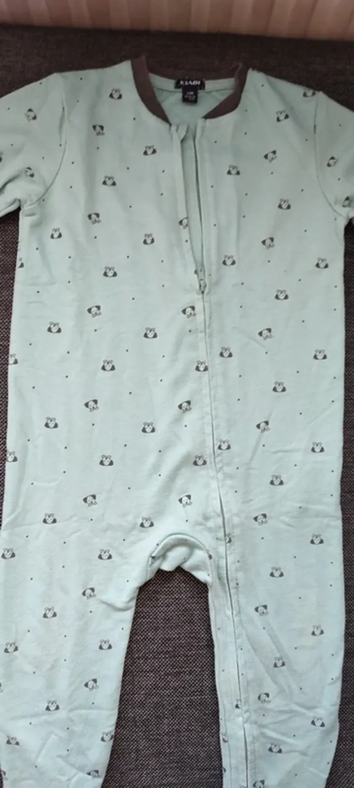 Pyjama avec pied garçon