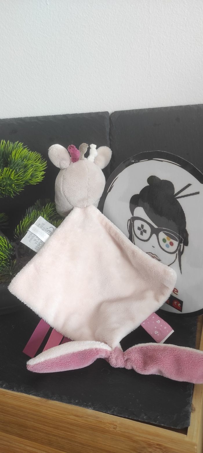 Doudou Licorne Nina Jade Lili Plat Rose nattou coeur losange marron gris noeud - photo numéro 2