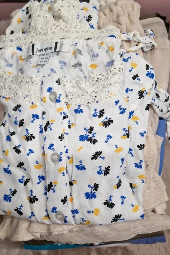 lot 16 pièces, multicolore fleuri, 34-36,  fleuri, bretelles, manches variées, casual, top mixte - photo numéro 3