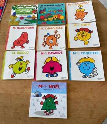 Lot de 10 livres Monsieur Madame