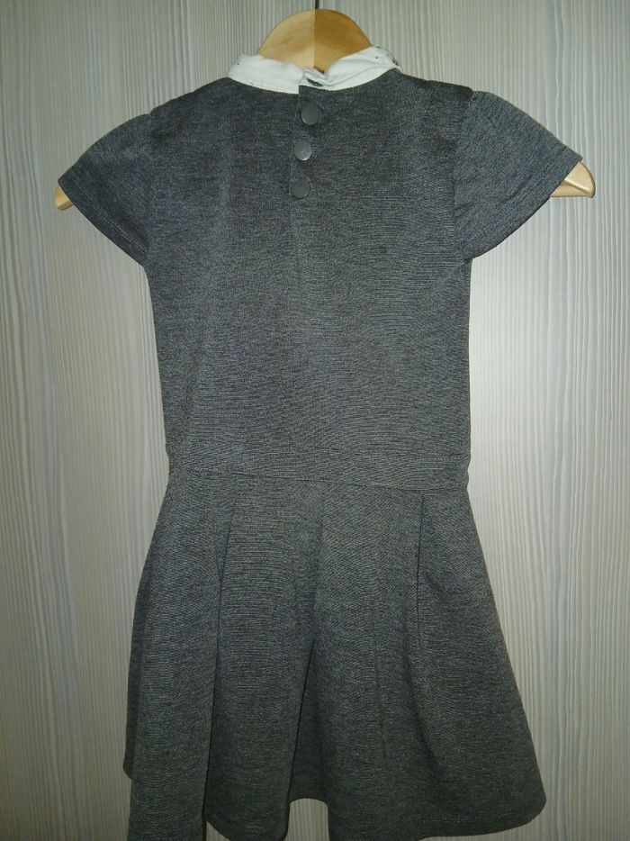 Robe Lilli Marelle  6 ans - photo numéro 4