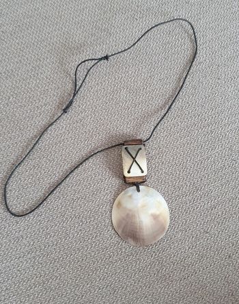 Collier nacre