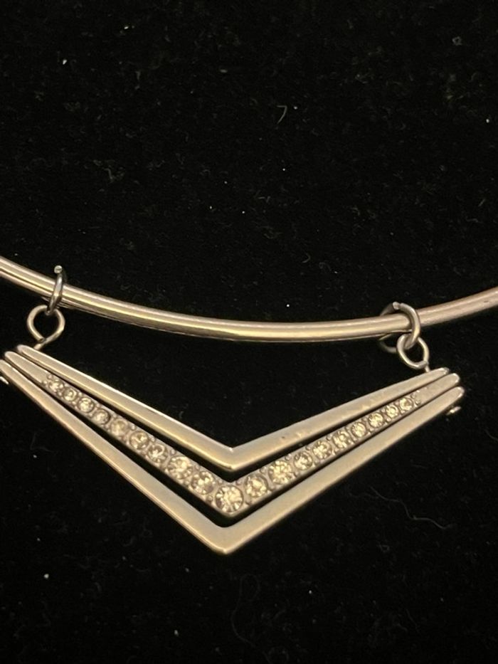 collier rigide - photo numéro 3