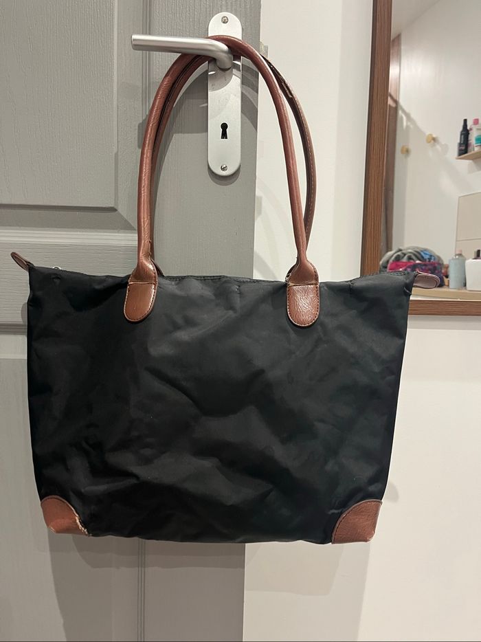 Sac à main noir imitation