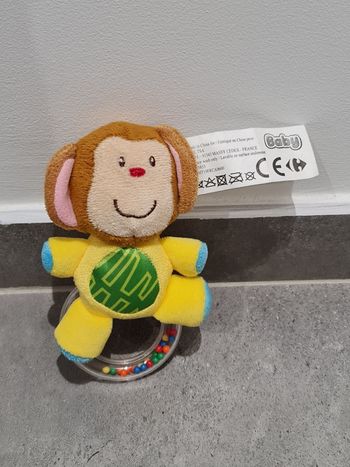 Hochet sensoriel singe