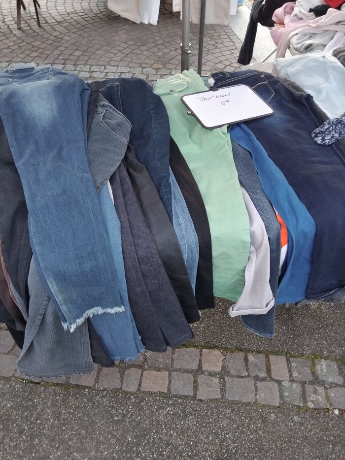 Lot vêtements enfants  femme homme été hiver neuf et occassion 1000 pieces - photo numéro 9