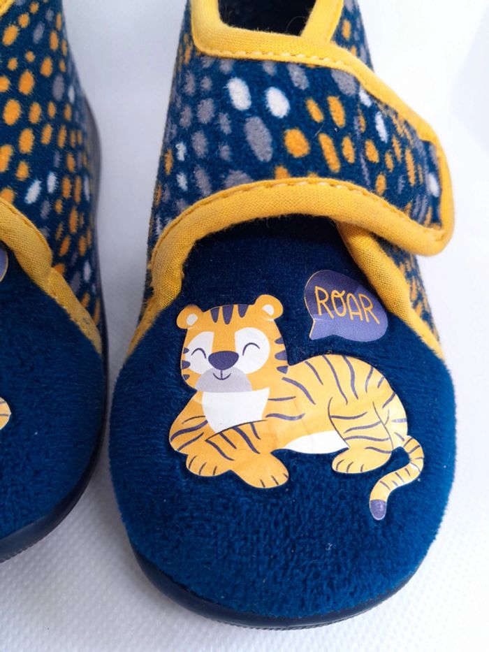 Chaussons tigre 🐯 - photo numéro 4