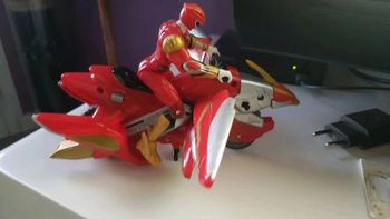 Moto power rangers wild force