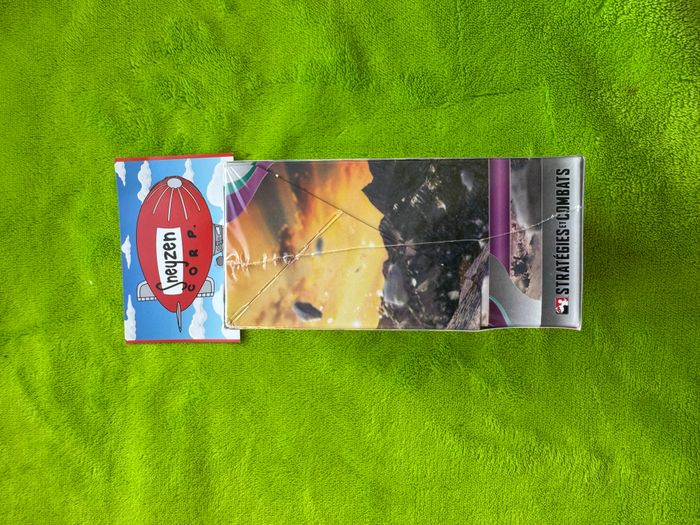 Kit AP Avant Première Évolutions à Paldéa EV02 Neuf et Scellé - photo numéro 2