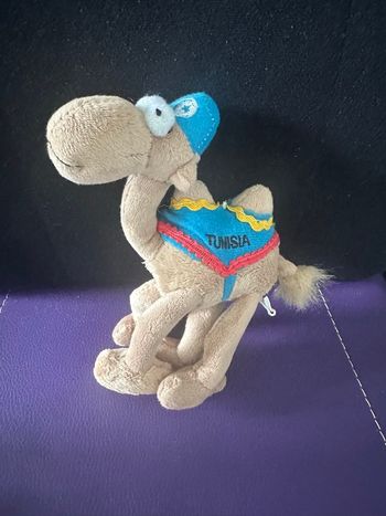 Peluche chameau de tunisie