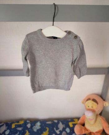 Pull gris 3 mois