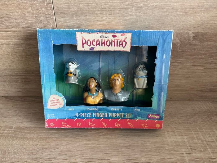 Figurines marionnettes Pocahontas