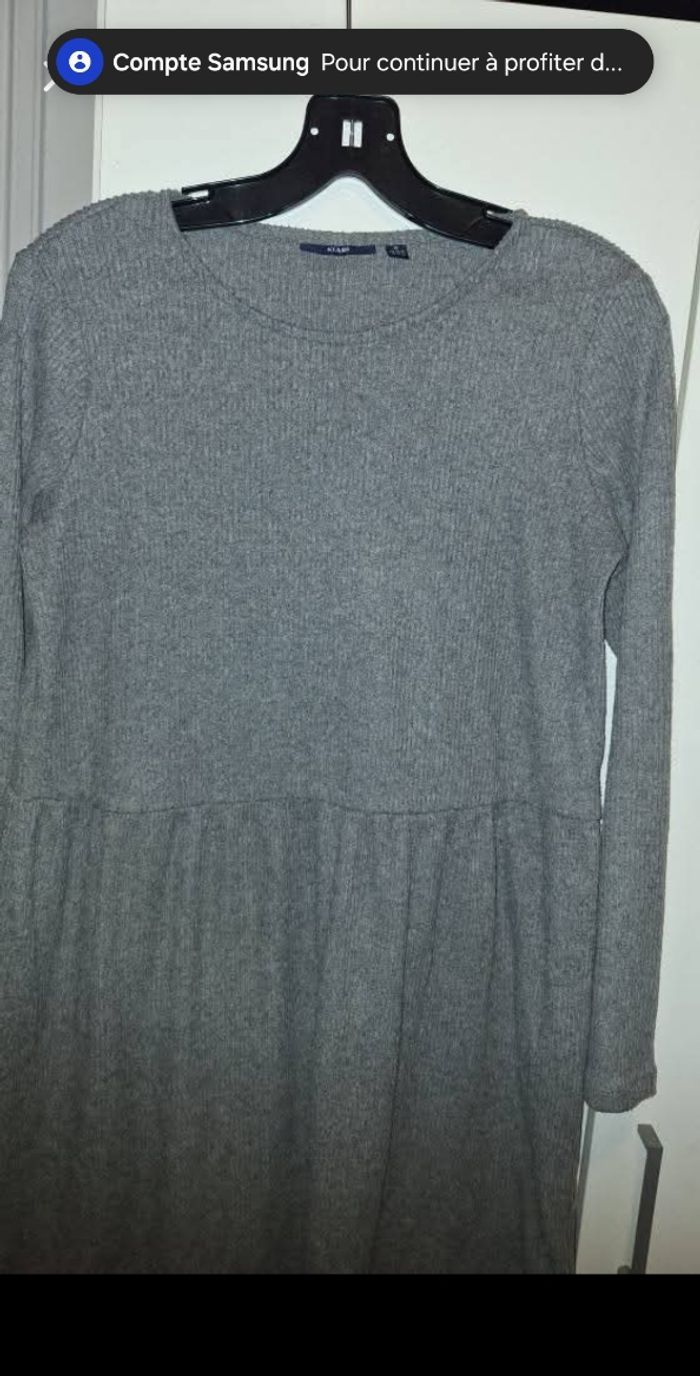 Lots de vêtements taille m - photo numéro 3