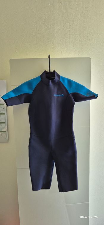 Combinaison de surf 8 ans